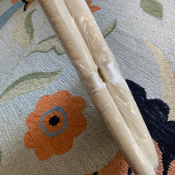 Whitmor I Padded Satin Hangers I Bone I Set of 10 - Picture 8 of 14